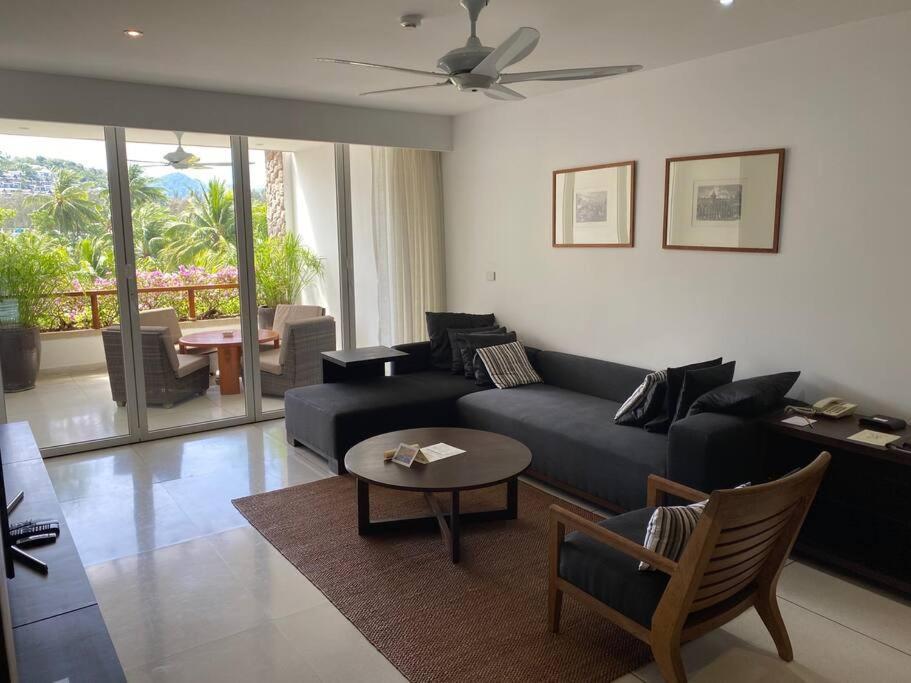 Beachfront 2 Bedroom Luxury Condo Chava Surin Exterior photo